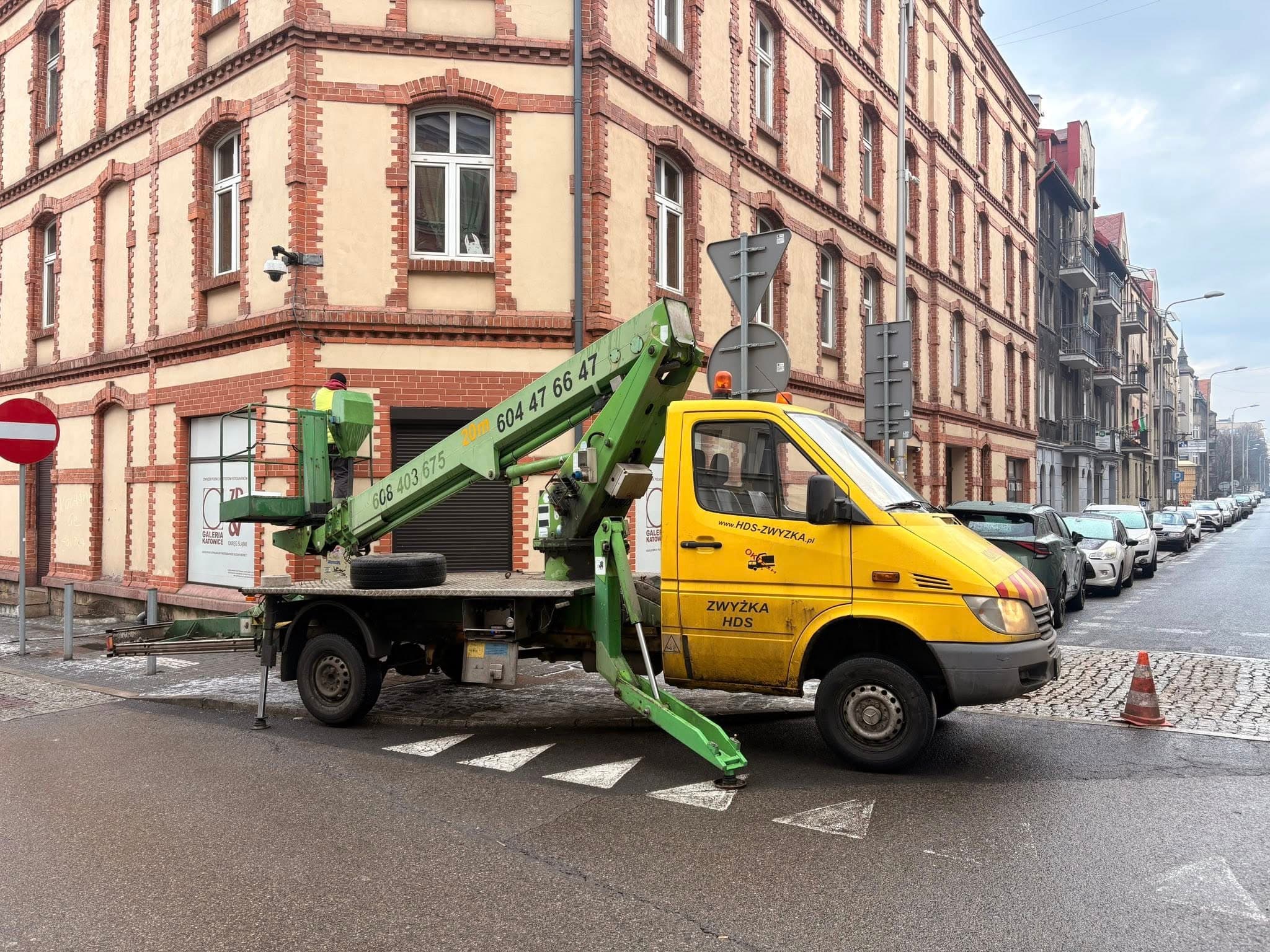 Tow Truck Rental